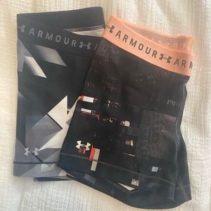 Under Armour Spandex Black and White Shorts